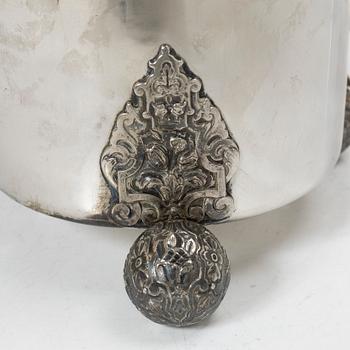 A Swedish silver tankard, mark of Gustaf Löfgren, Stockholm 1901. Baroque style.