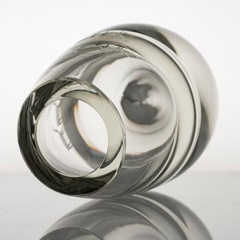 ERKKI VESANTO, taidelasi, kaivertajan signeeraus Käppi, Iittala.