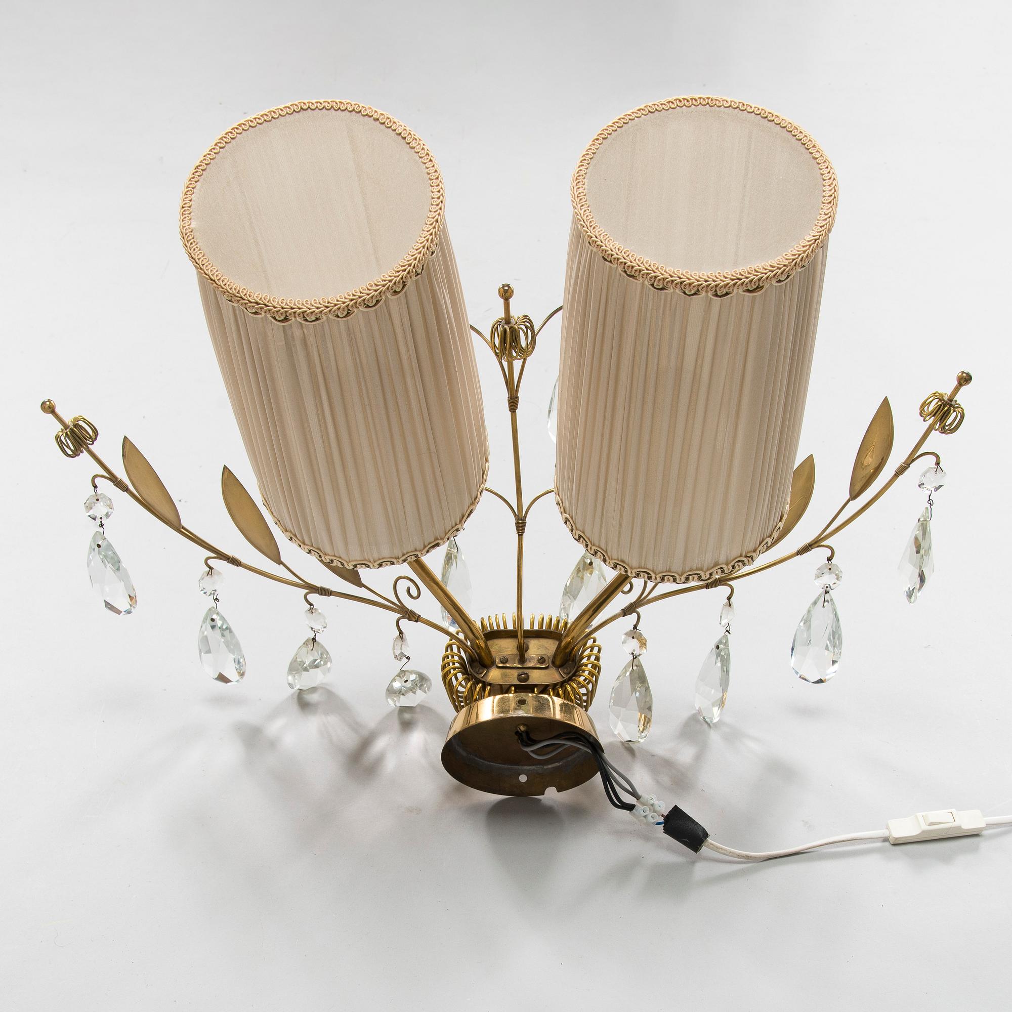 Paavo Tynell, vägglampa, modell 9473 för Idman 1900-talets mitt.