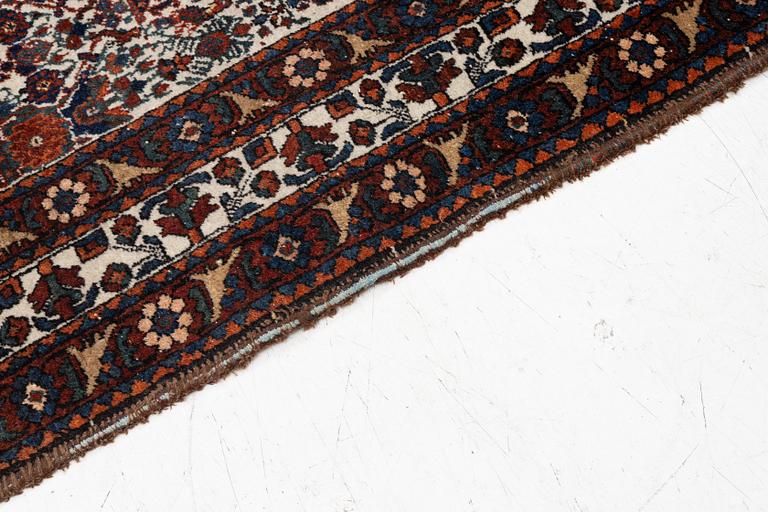An antique/semi-antique Abadeh rug, Western Iran, c. 202 x 150 cm.
