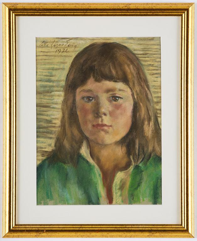 Lotte Laserstein, Girl with green blouse.