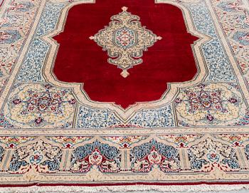 A CARPET, Old Kerman, ca 406 x 292 cm.