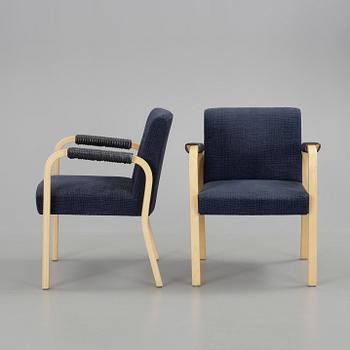 KARMSTOLAR, ett par, nr 26, Alvar Aalto, Artek.