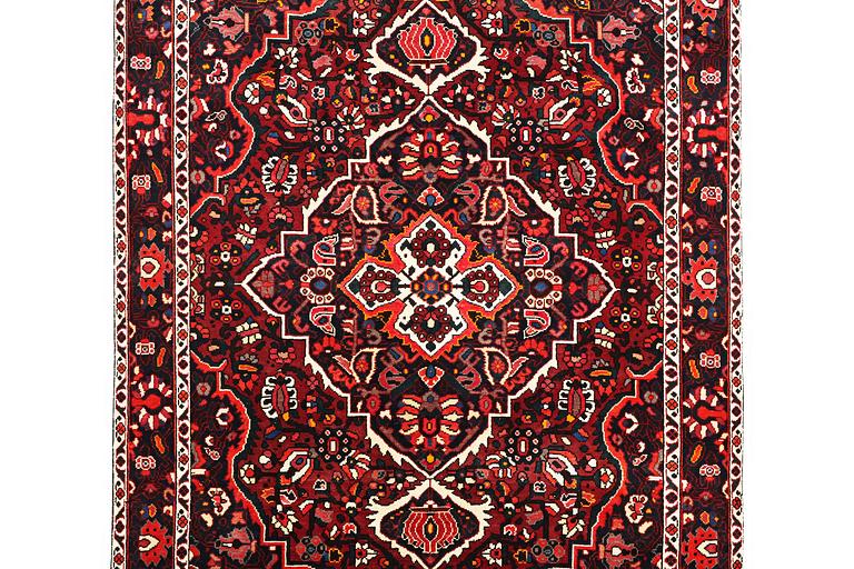 A carpet, Bakhtiari, c. 297 x 197 cm.