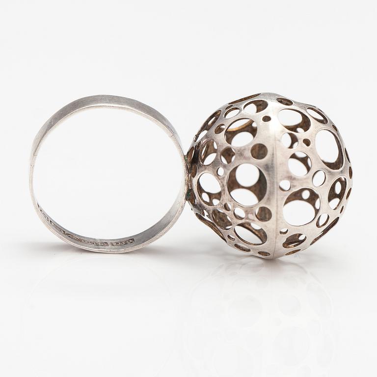 Liisa Vitali, A sterling silver ring "Leppäkerttu". Westerback, Helsinki 1971.