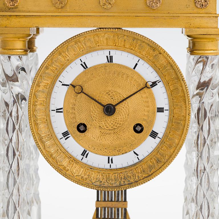 Bordspendyl, senempire, Frankrike, 1800-talets första hälft.