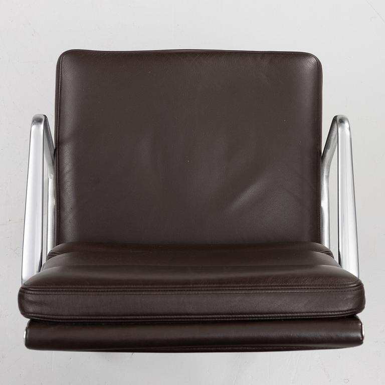 Charles & Ray Eames, kontorsstol, "Soft Pad Chair EA 219, high backrest", Hermen Miller, 2000-tal.
