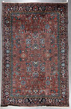 MATTA, orientalisk, ca 360x230 cm.