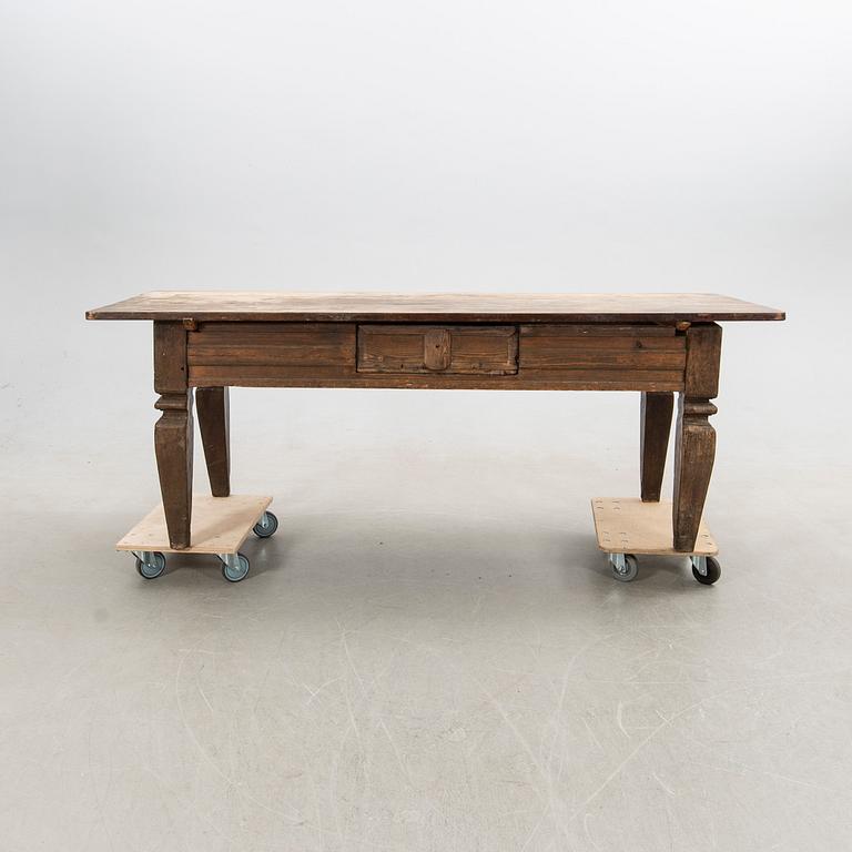 Table, second half of the 18th century.