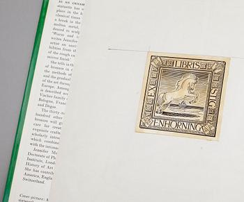 BÖCKER, bla "Vergoldete Bronzen I & II", Hans Ottomeyer & Peter Pröschel, 1986, München.