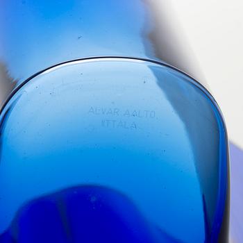 Alvar Aalto, maljakoita, 2 kpl, "3030", signeerattu Iittala sekä Alvar Aalto Iittala.
