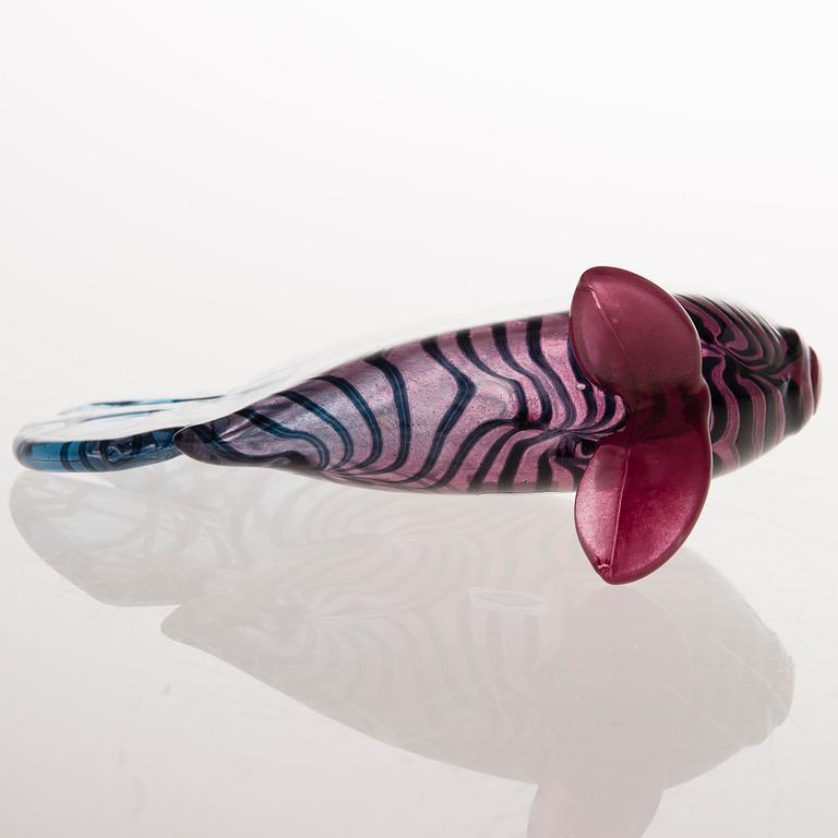 KERTTU NURMINEN,  LASIVEISTOS, signeerattu K. Nurminen Nuutajärvi.