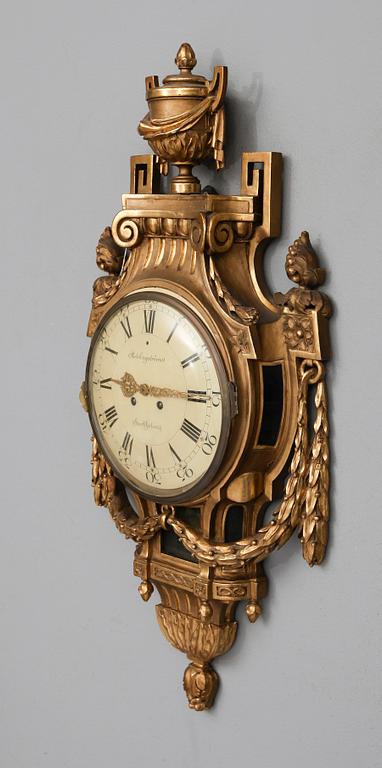 VÄGGPENDYL, gustaviansk stil, Rob  Engström, Stockholm, 1900-talets första hälft.