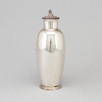 COCKTAILSHAKER, silver, C G Hallberg, Stockholm 1938.