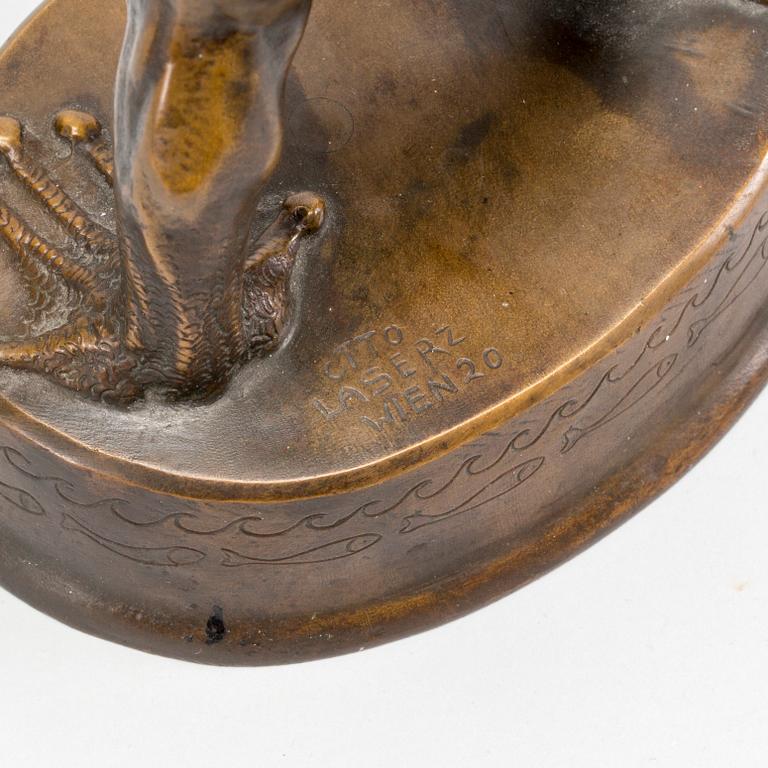OTTO LASERZ, skulptur signerad och daterad Wien 20, patinerad brons.