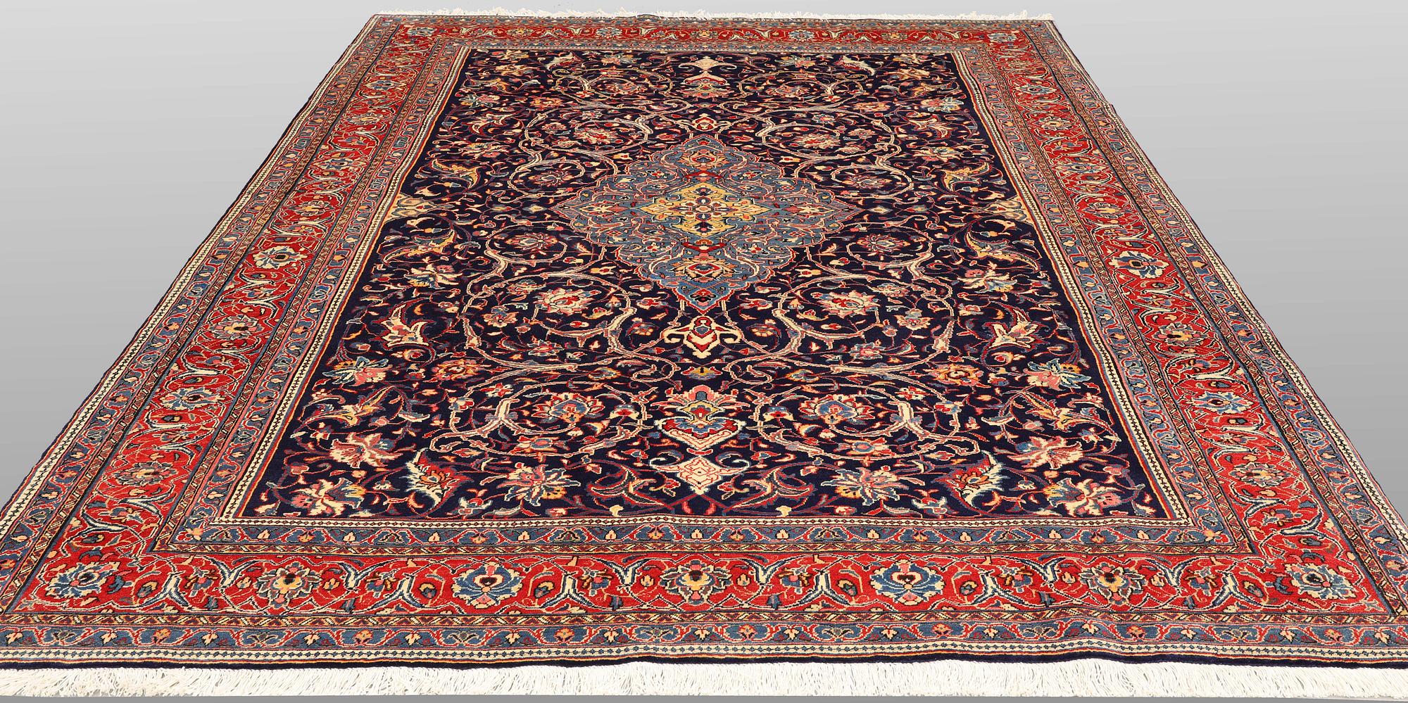 Matta, Sarouk, ca 305 x 220 cm.