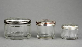 PARTI SILVERFÖREMÅL, 9 delar, mest Sverige, 1800-1900-tal. Tot ca 468 gram.