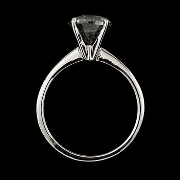 RING, 14k vitguld med briljantslipad diamant ca 2.0 ct. Vikt 3g.