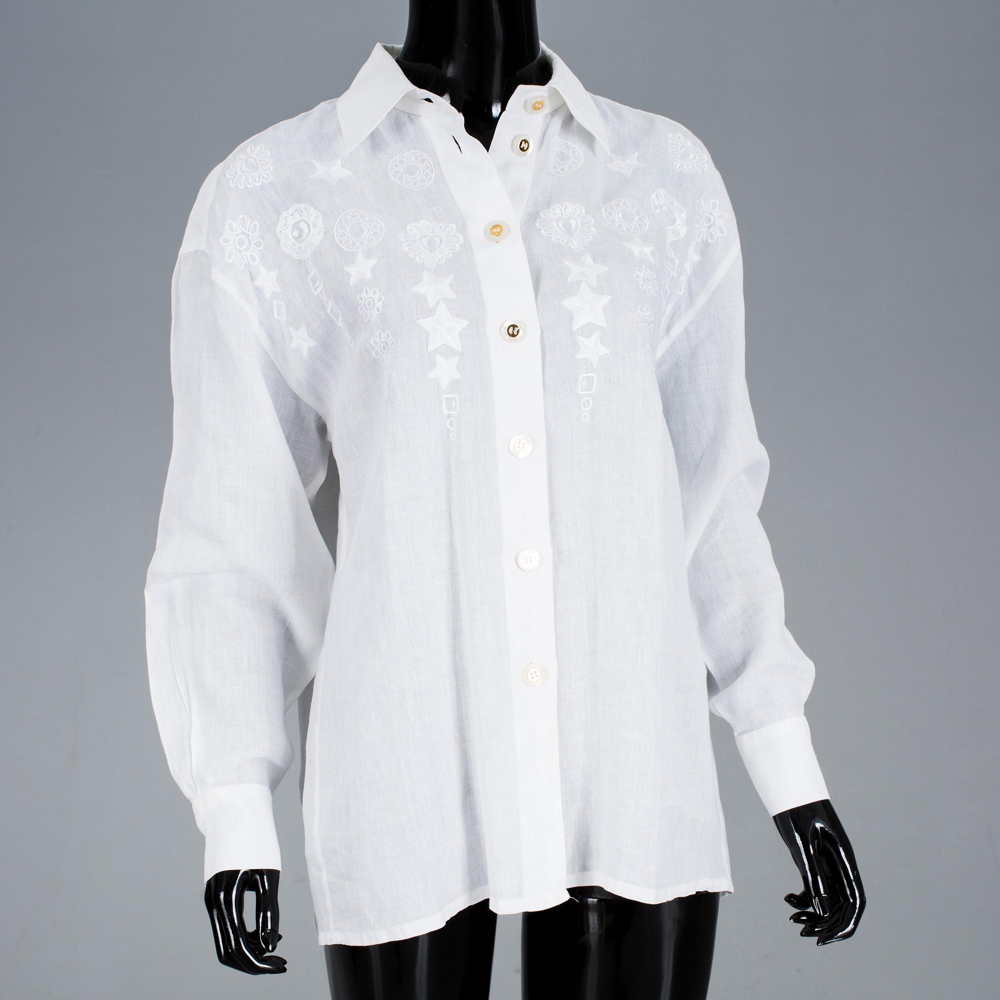 BLUS, Escada.