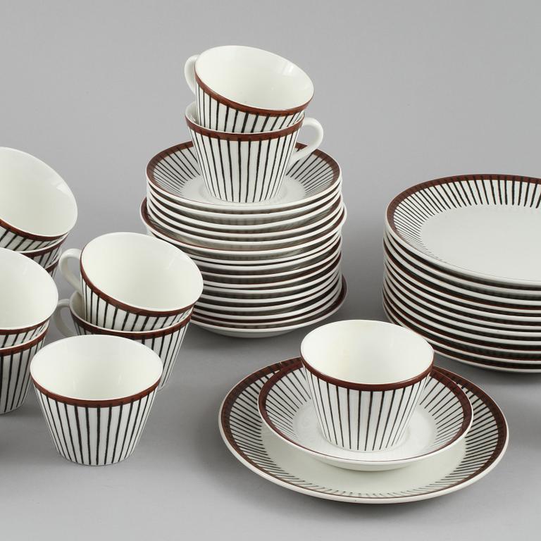 SERVISDELAR, 28 st, porslin, "Spisa Ribb", Stig Lindberg, Gustavsberg, 1900-talets andra hälft.