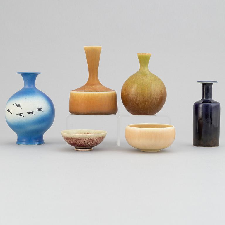 Sven Wejsfelt, vaser, 4 st och skålar, 2 st, Gustavsbergs studio.
