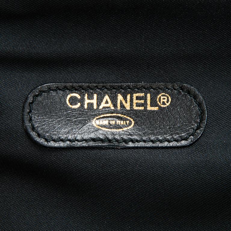 CHANEL, PUKUPUSSI.