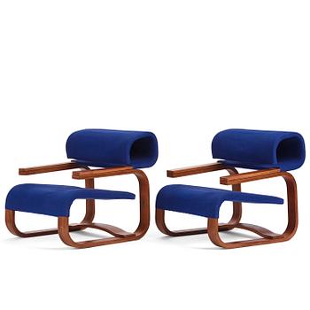 69. Jan Bocan, a pair of easy chairs, Thonet, executed for the Czechoslovakian Embassy, Stockholm 1972.