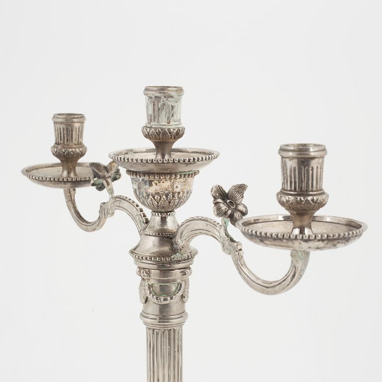 Kandelaber, "Väsby", IKEA:s 1700-talsserie, 1900-talets senare slut.