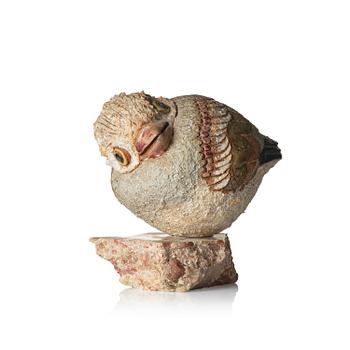 87. Tyra Lundgren, a chamotte stoneware sculpture of a bird, own studio, Bredkvie, Gotland.