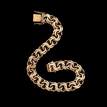 ARMBAND, 18 k guld, svenska stämplar CFG, 1965. Vikt ca 45 g.