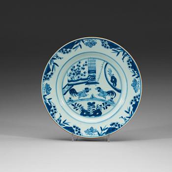 414. A blue and white dish, Qing dynasty, 1740´s.