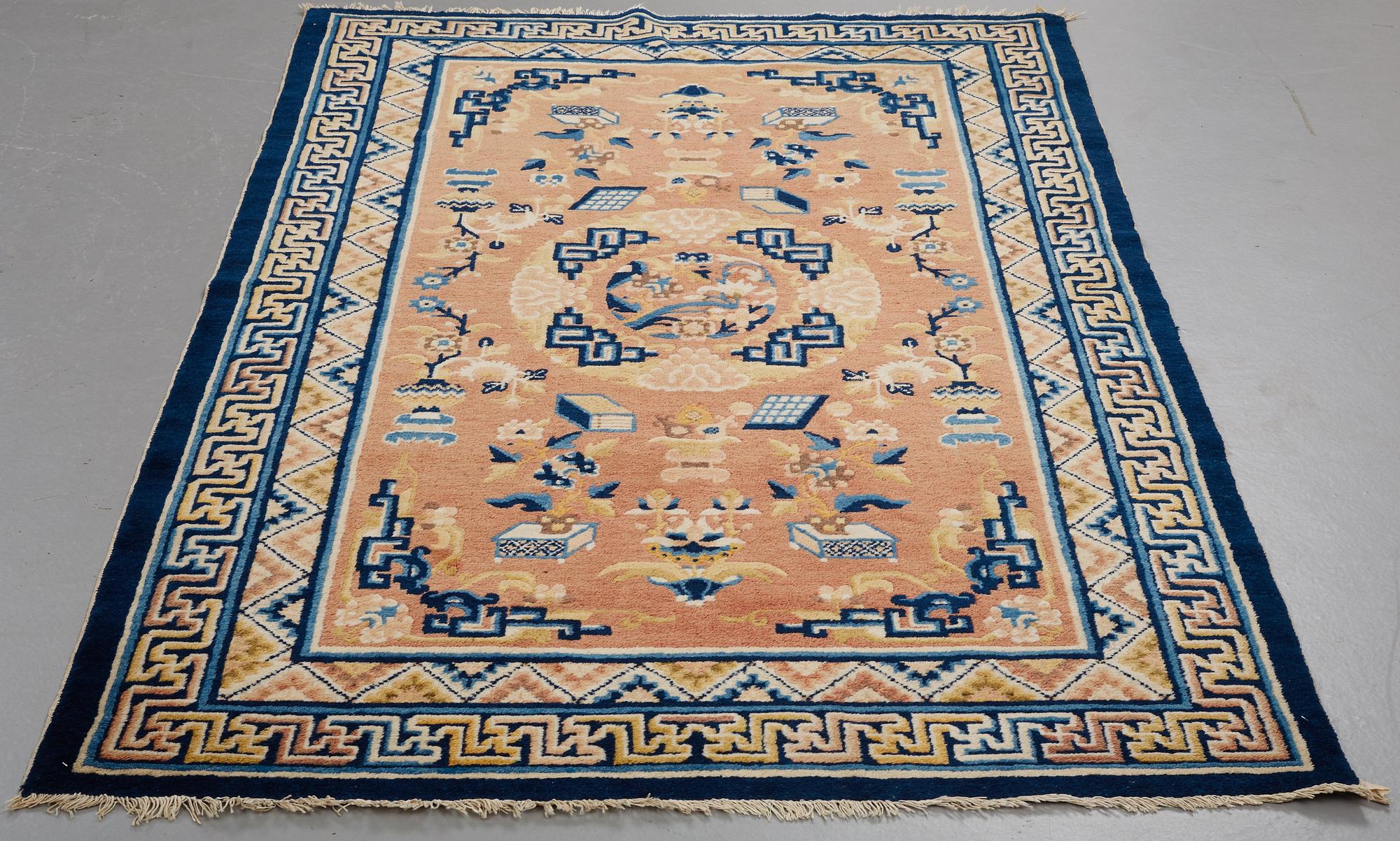 A CARPET, a semi-antique Ningxia, ca 197 x 127 cm.