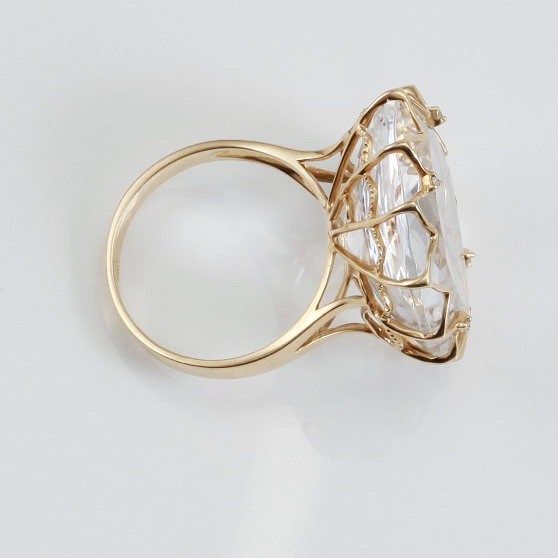 RING, 14K guld och bergkristall.