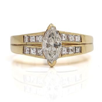 Willy Wiemann, Ring in 18K gold and diamonds, Merano, Italy.