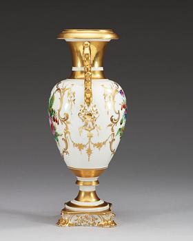 A Russian vase, the Kronilov Brothers Factory, St Petersburg, 19th Century.