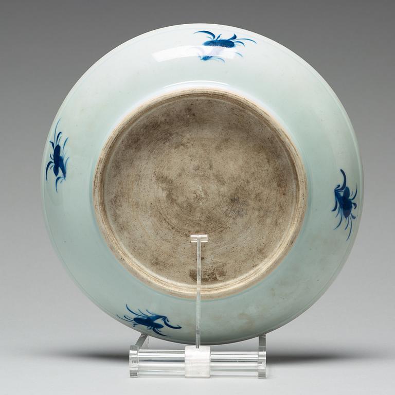 A blue and white dish, Qing dynasty, early 19th century.