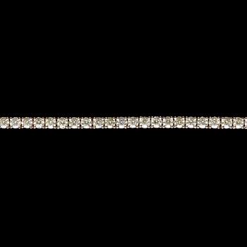 956. A brilliant cut diamond line bracelet, tot. 10.18 cts.