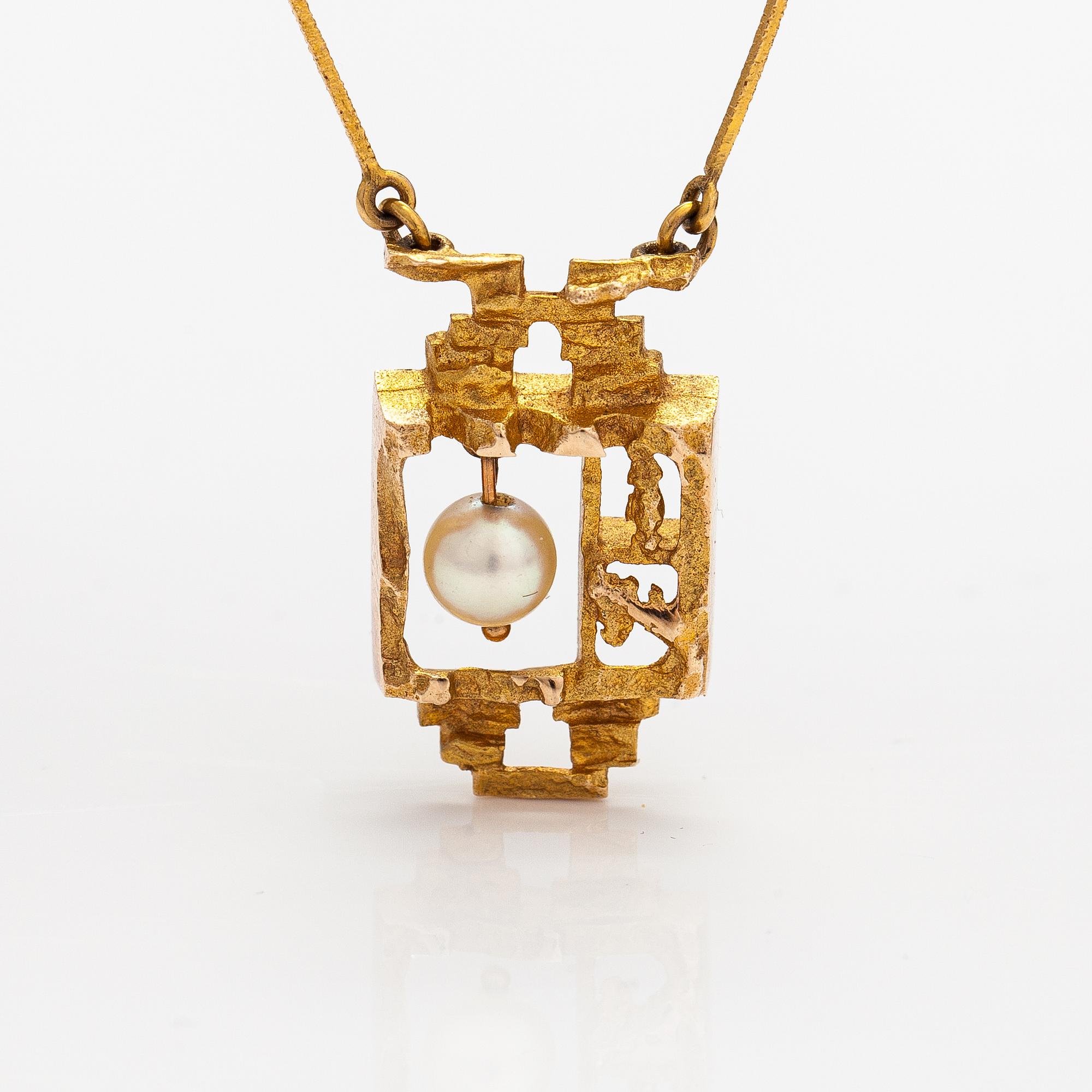 Björn Weckström, Halsband "Magisk pärla", 14K guld, odlad pärla. Lapponia 1970.