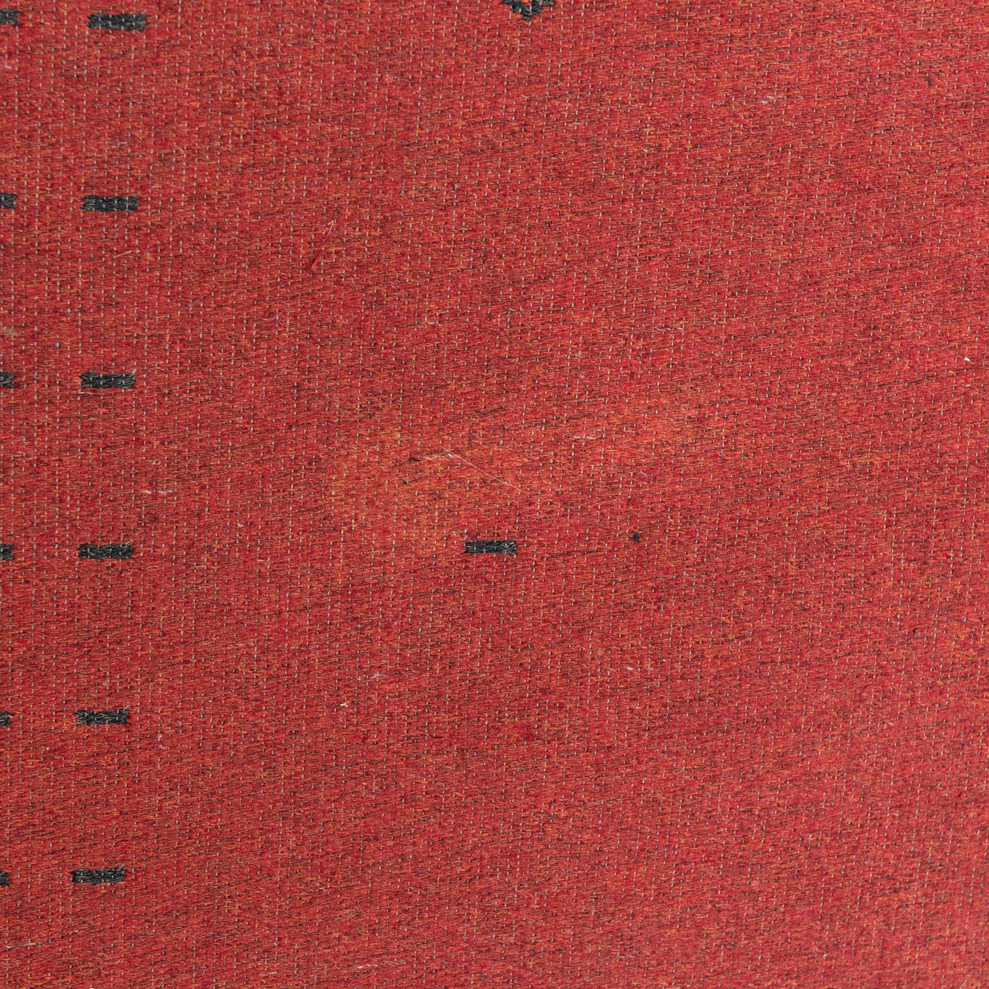 Aappo Härkönen, A Finnish flat weave carpet for Mattokutomo. Circa 295x180 cm.
