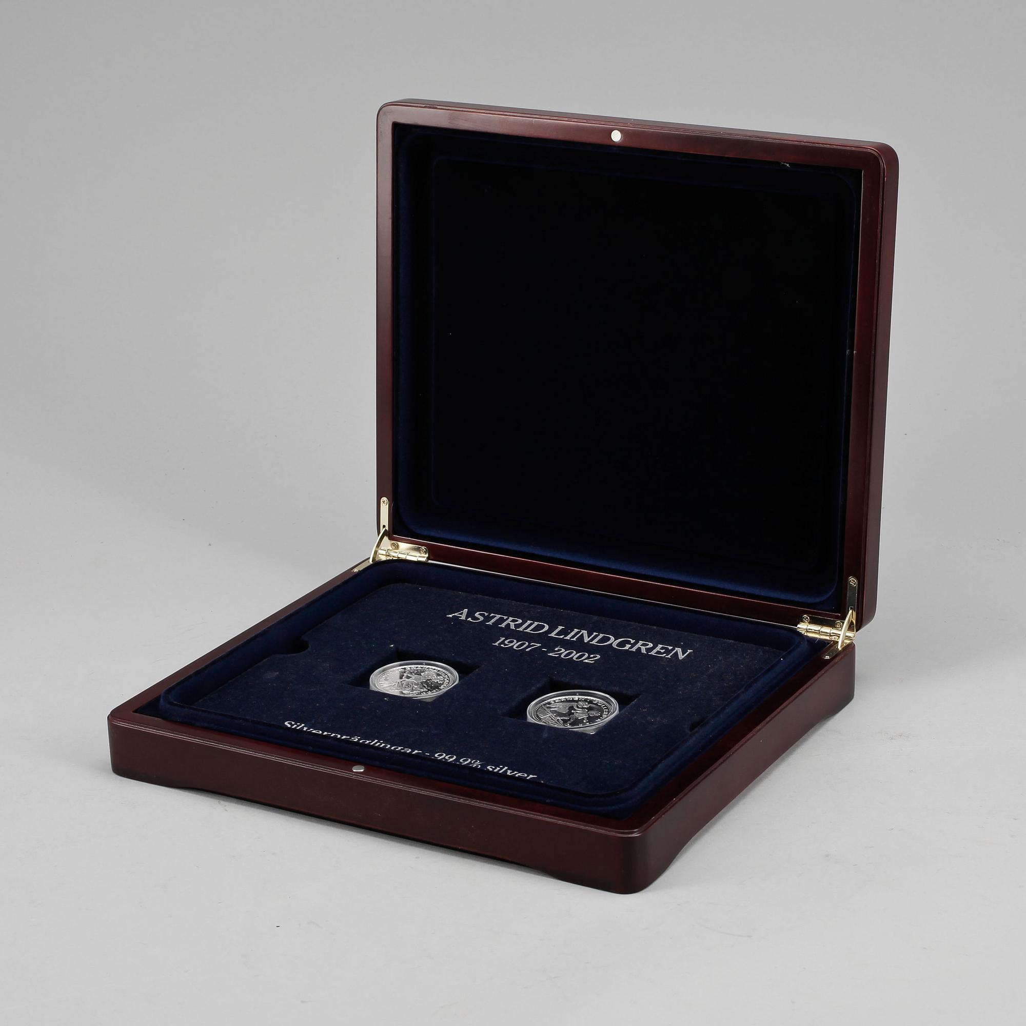 MYNT, 14 st, silver, "Bevara Astrid Lindgrens barnvärld", 1900/2000-tal. Total vikt ca 370 gram.