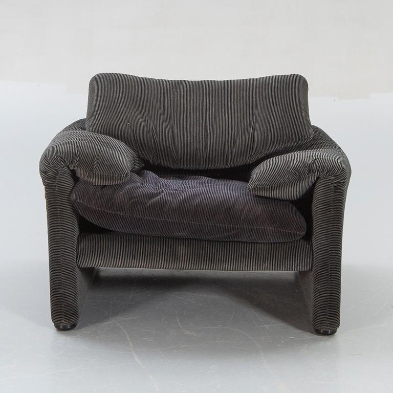 Vico Magistretti, armchair "Maralunga", Cassina late 20th century.