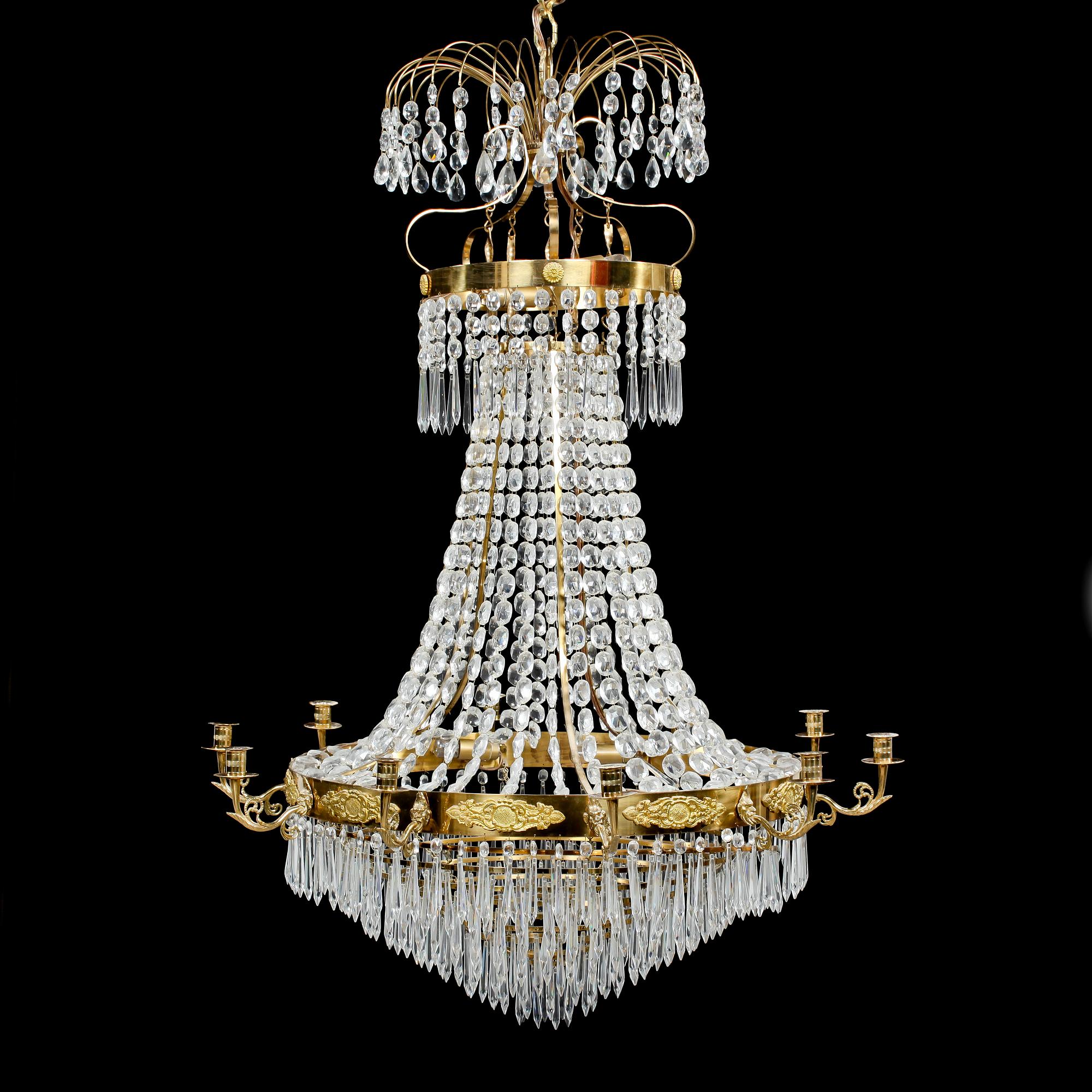 LJUSKRONA, empirstil, 1900-talets andra hälft. Höjd ca 110 cm.