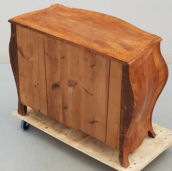 BYRÅ, rokoko, 1700-talets andra hälft.