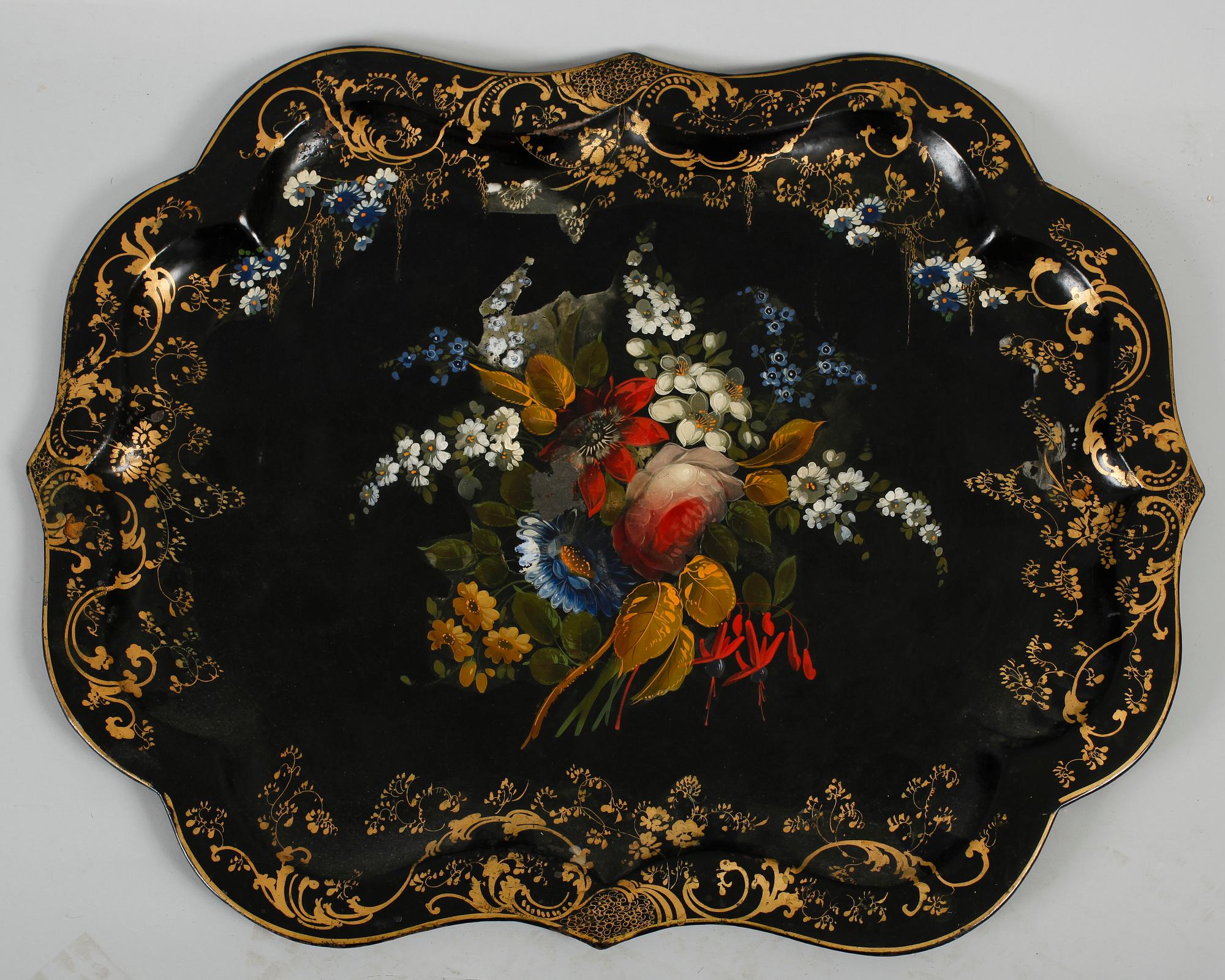 BRICKA, svartlackerad plåt, sent 1800-tal.