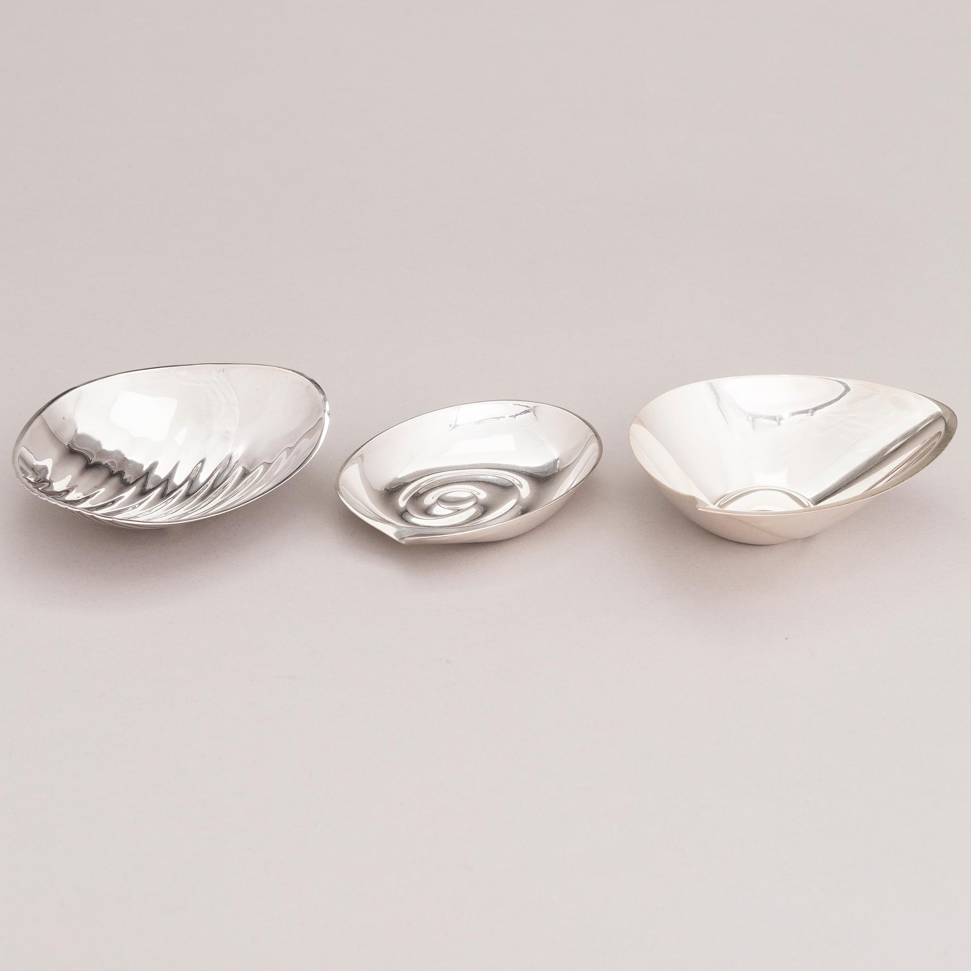 TAPIO WIRKKALA, Three silver bowls, Kultakeskus, Hämeenlinna and Hopeatehdas, Helsinki 1953-68.