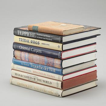 Nine books on rugs and textile, 20th century.