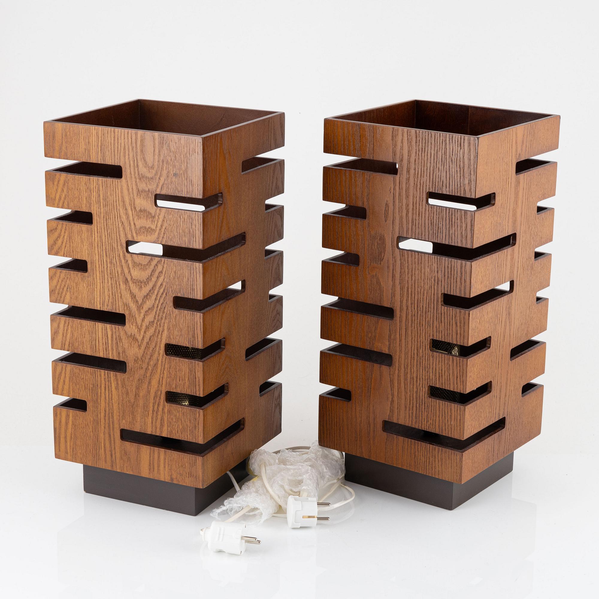 A pair of table lamps, second half of the 20th Century.