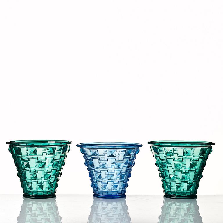 Simon Gate, a set of three pressed glass vases, Orrefors 1930.