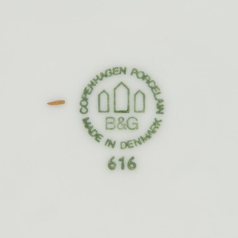 Kahviastiasto, 47 osaa, "Måsen", posliini, Bing & Grøndahl, Tanska.