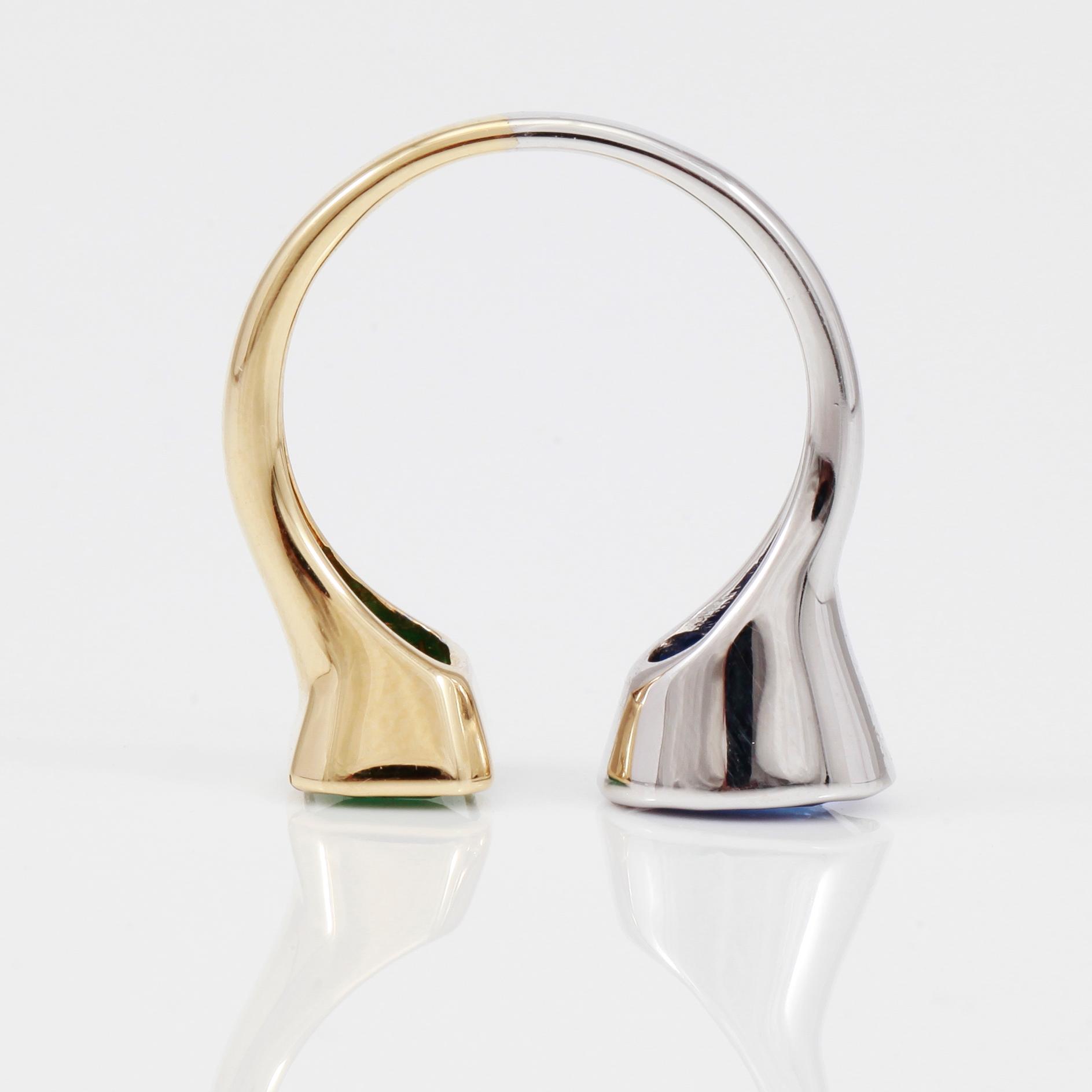 RING, smaragd ca 1,20 ct, blå kyanit ca 1,70 ct.